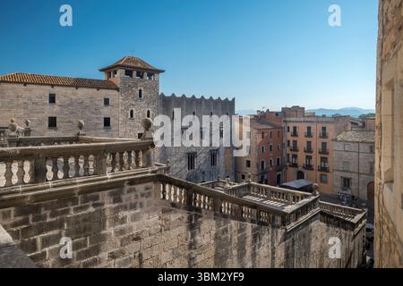 GRAND ESCALIER CATHÉDRALE DE GÉRONE VIEILLE VILLE DE GÉRONE VILLE CATALOGNE ESPAGNE Banque D'Images