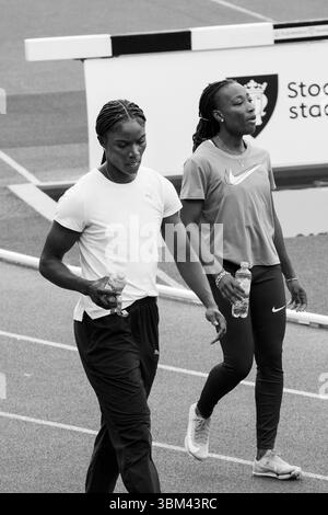 Julien Alfred de Sainte-Lucie, Marie-Josée Ta Lou-Smith de Côte d'Ivoire. Le 100 m féminin au galan Bauhaus 2025 de la Wanda Diamond League. Compétition annuelle d'athlétisme au stade olympique de Stockholm, Stockholm, Suède, le 15 juin 2025. Photo : Rob Watkins/Alamy Live News Banque D'Images