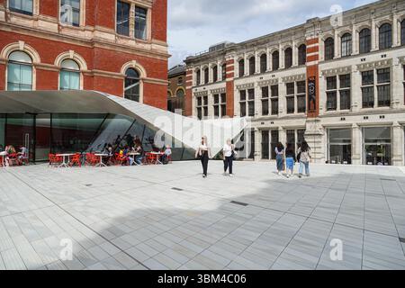 La Cour au Sackler Exhibition Road quart du Victoria and Albert Museum, Londres Angleterre Royaume-Uni UK Banque D'Images