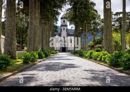 São Nicolau Church - église du village dans la région de Sete Cidades, São Miguel, Açores, Portugal Banque D'Images
