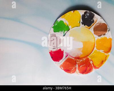 Palette de couleurs sur fond neutre Banque D'Images