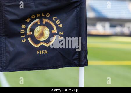 Seattle, Seattle, États-Unis. 23 juin 2025. Drapeau d'angle sur le terrain Voir après le match à la Coupe du monde des clubs FIFA - Seattle Sounders vs Paris Saint Germain, qui a eu lieu au Lumen Field à Seattle, Washington, États-Unis. (Crédit image : © Melissa Levin/ZUMA Press Wire) USAGE ÉDITORIAL SEULEMENT ! Non destiné à UN USAGE commercial ! Banque D'Images