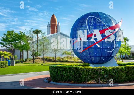 Logo de la NASA à l'entrée du Kennedy Space Center sur l'île de Merrit, Cap Canaveral, Floride Banque D'Images