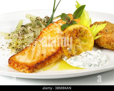 Saumon - Filet de poisson avec le quinoa et omega3 Banque D'Images
