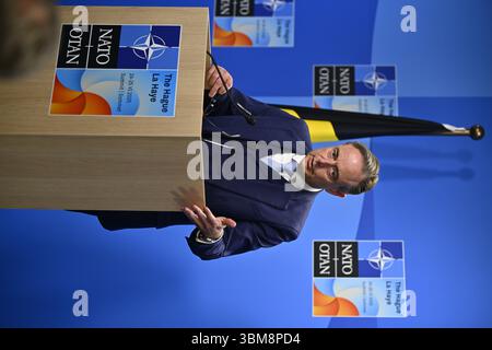 Les Hagues, pays-Bas. 25 juin 2025. Le premier ministre Bart de Wever tient une conférence de presse lors d’un sommet des chefs d’état de l’alliance militaire de l’OTAN (Organisation du Traité de l’Atlantique Nord), à la Haye, aux pays-Bas. BELGA PHOTO ERIC LALMAND crédit : Belga News Agency/Alamy Live News Banque D'Images