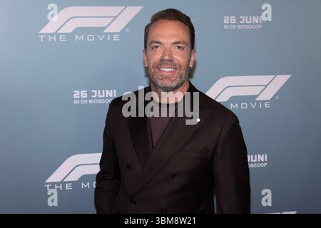 Premiere F1 The Movie AMSTERDAM, PAYS-BAS - 24 JUIN : Robert Doornbos lors de la Premiere F1 The Movie au Pathe Arena le 24 juin 2025 à Amsterdam, pays-Bas. Photo de Marcel Koch/BSR Agency 78020636.jpg Amsterdam Pathe Arena pays-Bas contenu non disponible pour redistribution aux pays-Bas, directement ou indirectement, par le biais de tiers. Copyright : xBSRxAgencyx Banque D'Images