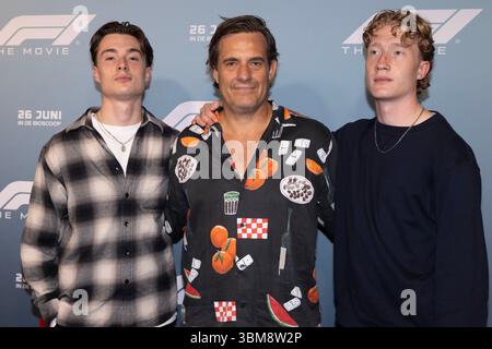 Première F1 The Movie AMSTERDAM, PAYS-BAS - 24 JUIN : Vincent Croiset lors de la première F1 The Movie à Pathe Arena le 24 juin 2025 à Amsterdam, pays-Bas. Photo de Marcel Koch/BSR Agency 78020625.jpg Amsterdam Pathe Arena pays-Bas contenu non disponible pour redistribution aux pays-Bas, directement ou indirectement, par le biais de tiers. Copyright : xBSRxAgencyx Banque D'Images