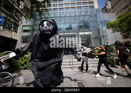 XR occupe le siège social de WPP, Londres Banque D'Images