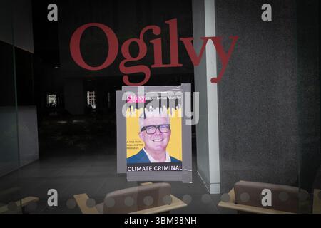 XR occupe le siège social de WPP, Londres Banque D'Images