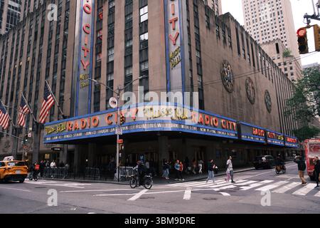 Radio City Music Hall Building - New-York City, juin 2025 Banque D'Images