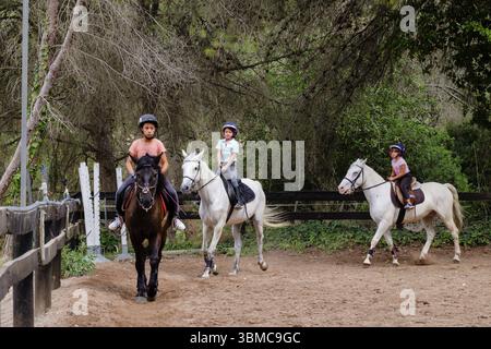 Itinéraires d'équitation, CAN Mayans, Santa Gertrudis de Fruitera, Ibiza, Îles Baléares, Espagne, Europe Banque D'Images