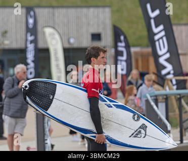 Hi-Land Fling Surf au Lost Shore Surf Resort, Édimbourg, Écosse, Royaume-Uni Banque D'Images