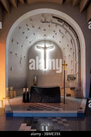 Kirchen im Rhein-Kreis-Neuss, Neuss, Collegium Marianum, Mack-Kapelle, Altarraum Banque D'Images