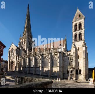 Autun, Kathedrale Saint Lazare, Cathédrale Saint-Lazare d'Autun, Blick von Norden Banque D'Images