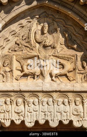 Ganagobie, Prieuré de Ganagobie, Westportal Banque D'Images
