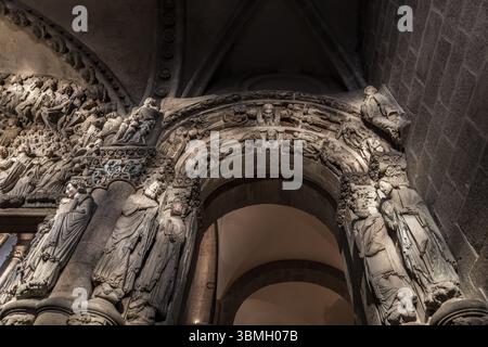 Portique de gloire, style de transition entre roman et gothique, par maître Mateo et ses ouvriers, Saint-Jacques de Compostelle, province de la Corogne, G. Banque D'Images