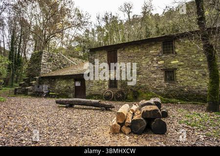 Forge médiévale de Compludo, vallée de Compludo, Ponferrada, région de Bierzo, Castille-et-Léon, Espagne, Europe Banque D'Images