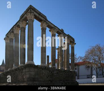 Portugal. Temple romain d'Evora. Ier siècle après JC. Ancienne province romaine ibérique de Lusitania. Banque D'Images