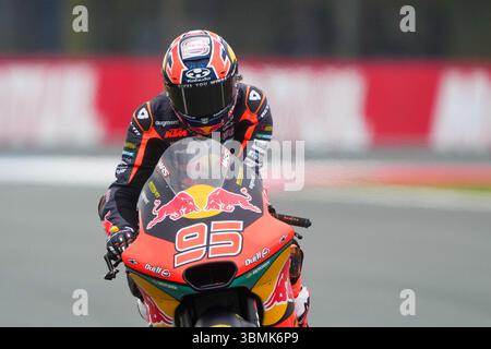 ASSEN, PAYS-BAS - JUIN 27 : Collin Veijer de Red Bull KTM Ajo sur Kalex lors des essais Moto2 au Dutch Motul TT Assen 2025 le 27 juin 2025 à Assen, pays-Bas. (Photo par Andre Weening/Orange Pictures) Banque D'Images