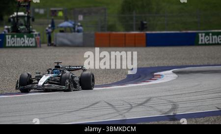 Autriche, Autriche. 27 juin 2025. N°63 George Russel GBR Mercedes AMG PETRONAS Formula One Team pendant MSC Cruises Austrian Grand Prix 2025 FP1, Championnat de formule 1 en Autriche, Autriche, juin 27 2025 crédit : Agence photo indépendante/Alamy Live News Banque D'Images