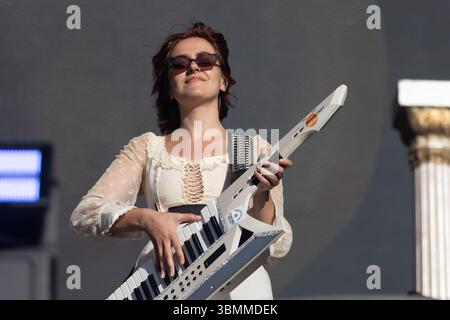 Londres, Royaume-Uni. 27 juin 2025. The Last Dinner Party se produit au BST Hyde Park 2025. Crédit : Katie Collins/EMPICS/Alamy Live News Banque D'Images