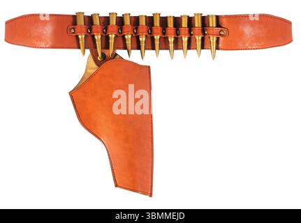 Photo isolée de l'étui en cuir de revolver de cow-boy avec ceinture de cartouche de balle sur fond blanc. Banque D'Images
