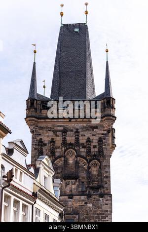 Tours médiévales du pont Charles dans le Vieux Prague Banque D'Images