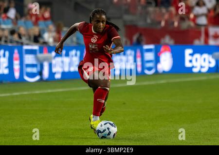 Toronto, Ontario, Canada. 27 juin 2025. Nichelle Prince #15 du Canada en action lors d’un match amical international au BMO Field le 27 juin 2025 à Toronto, Ontario, Canada. Le match s’est terminé 4-1 pour le Canada. (Crédit image : © Angel Marchini/ZUMA Press Wire) USAGE ÉDITORIAL SEULEMENT ! Non destiné à UN USAGE commercial ! Banque D'Images