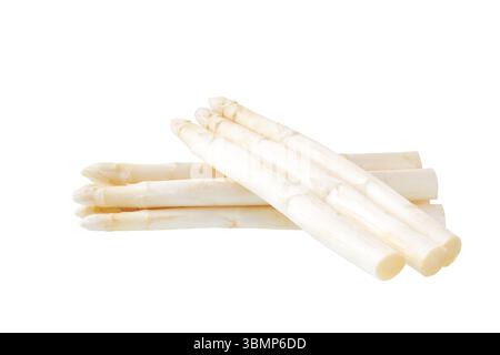 Asperges blanches biologiques fraîches isolées sur fond blanc. Bouquet d'asperges fraîches. Banque D'Images