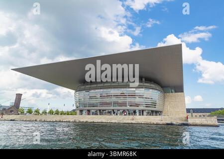 Copenhague, Danemark - juin 2016 : l'Opéra de Copenhague, monument historique dans la ville de Copenhague Banque D'Images