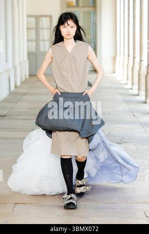 Paris, Frankreich. 28 juin 2025. KOLOR printemps-été 2026 défilé pendant la semaine de la mode de Paris Menswear le 2025 juin - Paris, France 28/06/2025 crédit : dpa/Alamy Live News Banque D'Images