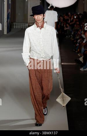 Paris, Frankreich. 28 juin 2025. Défilé printemps-été 2026 de KIDSUPER lors de la semaine de la mode de Paris Menswear le 2025 juin - Paris, France 28/06/2025 crédit : dpa/Alamy Live News Banque D'Images