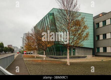 Belfast Co. Antrim, Irlande du Nord 08 novembre 2024 - le bâtiment du Centre for Secure information technologies se trouve sur Queens Island Belfast Banque D'Images