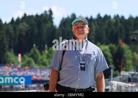 Spielberg, Autriche. 29 juin 2025. Wolfgang Wilhelm, photographe lors du Grand Prix d'Autriche de formule 1 MSC Cruises 2025, 11ème manche du Championnat du monde FIA de formule 1 2025 du 27 au 29 juin 2025 sur le Red Bull Ring, à Spielberg, Autriche - photo Antonin Vincent/DPPI crédit : DPPI Media/Alamy Live News crédit : DPPI Media/Alamy Live News Banque D'Images