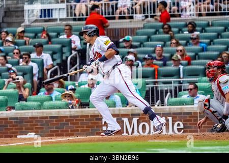 Marietta, GA, États-Unis. 29 juin 2025. Les Braves d'Atlanta troisième base Austin Riley (27) battent contre les Phillies de Philadelphie au Truist Park à Marietta, Géorgie, États-Unis. Les Phillies en visite gagnent le match, 2-1. (Crédit image : © Walter G. Arce Sr./ASP via ZUMA Press Wire) USAGE ÉDITORIAL SEULEMENT ! Non destiné à UN USAGE commercial ! Banque D'Images