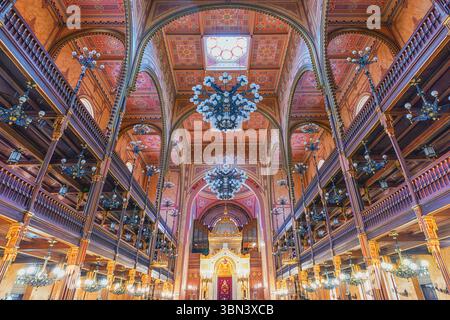 À l'intérieur de la Synagogue de la rue Dohany à Budapest Banque D'Images