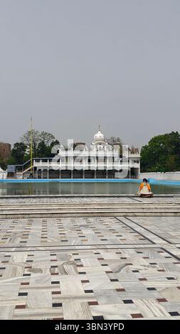 Gurdwara Mata Kohlan, également appelé Gurdwara Mata Kaulan, est un sanctuaire sikh situé à Amritsar, au Pendjab. Le gurdwara est dédié à Mata Kaula ji Banque D'Images