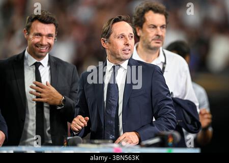 Paris, France. 28 juin 2025. Cédric Beaudou pour France Televisions lors du match final du Top 14 de rugby à xv français stade Toulousain de Toulouse VS Union Bordeaux Begles UBB au stade de France à Paris, France le 28 juin 2025. Crédit : Victor Joly/Alamy Live News Banque D'Images