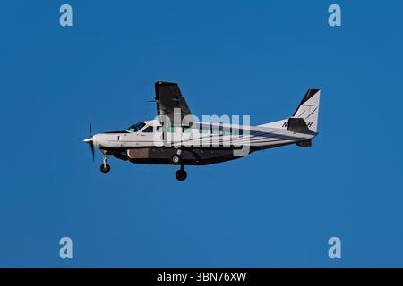 Sky Harbor Airport 6-14-2025 Phoenix AZ USA South Aero Cessna 208B N208TR Phoenix Sky Harbor Intl. Aéroport. Banque D'Images