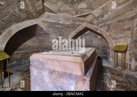 Une tombe sacrée. Au mausolée Dor US-Siyodat, où les fils de Timur, Umarshaykh et Jakhongir, sont enterrés. À Shahrisabz, Ouzbékistan. Banque D'Images