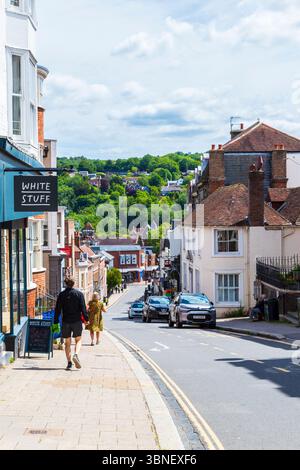 Vue sur High Street à Lewes, ville du comté d'East Sussex Banque D'Images