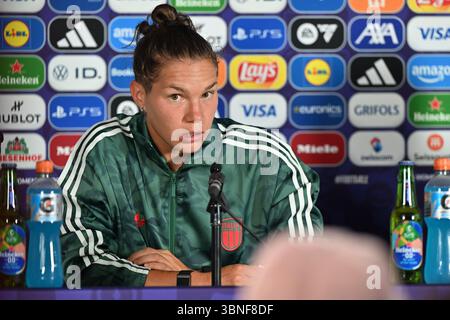 Sion, Suisse. 02 juillet 2025. Elena Linari d'Italie photographiée lors d'une conférence de presse de l'équipe nationale de football féminin d'Italie, a appelé l'Azzurre avant la première journée au championnat d'Europe en Suisse 2025, le mercredi 2 juillet 2025 à Sion, Suisse . Crédit : Sportpix/Alamy Live News Banque D'Images
