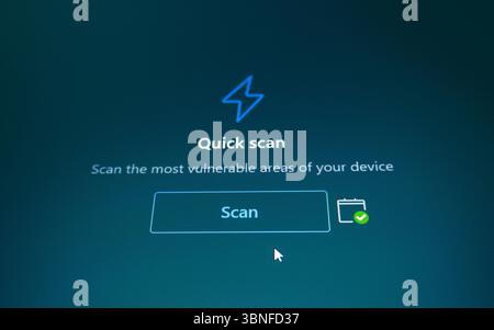 Informations contextuelles du logiciel antivirus sur l'écran d'un ordinateur portable. Malware, ransomware, concept de protection contre les virus. Bakou, Azerbaïdjan. 28.06.2025. Banque D'Images