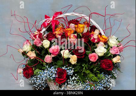 beauté, bouqet, fleurs, pétales, roses, maison, nature, vie tranquille, conception florale, fleurs de style de vie de luxe, photo Kazimierz Jurewicz, Banque D'Images