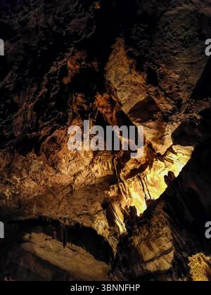 Grottes au Portugal, authentiques cathédrales souterraines Banque D'Images
