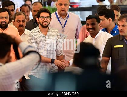 Mumbai, Inde. 03 juillet 2025. MUMBAI, INDE - 3 JUILLET : Aaditya Thackeray, MLA SS UBT, pendant la session de l'Assemblée de la mousson à Vidhan Bhavan le 3 juillet 2025 à Mumbai, Inde. (Photo par Anshuman Poyrekar/Hindustan Times/Sipa USA) crédit : Sipa USA/Alamy Live News Banque D'Images