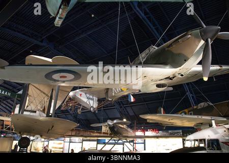 Spitfire dans la Flight Gallery du Science Museum de Londres, Angleterre Banque D'Images