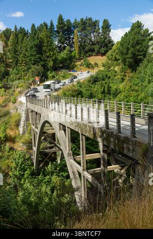 Edith Cavell Bridge est un pont sur la rivière Shotover dans la région d'Otago dans l'île du Sud de la Nouvelle-Zélande Banque D'Images