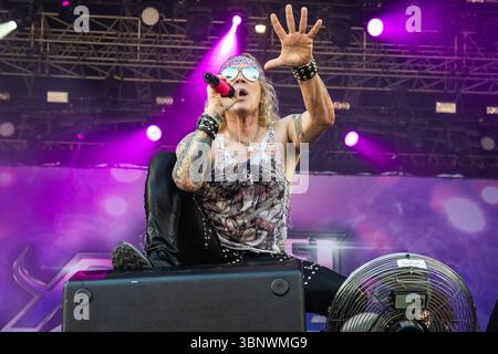Michael Starr de Steel Panther en concert à tonnes of Rock 2025 Banque D'Images