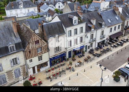 Amboise, France -16 octobre 2019 : vue d'ensemble du village historique d'amboise depuis le Château d'Amboise dans le vieux centre de la ville, Amboise, Frankrijk Banque D'Images